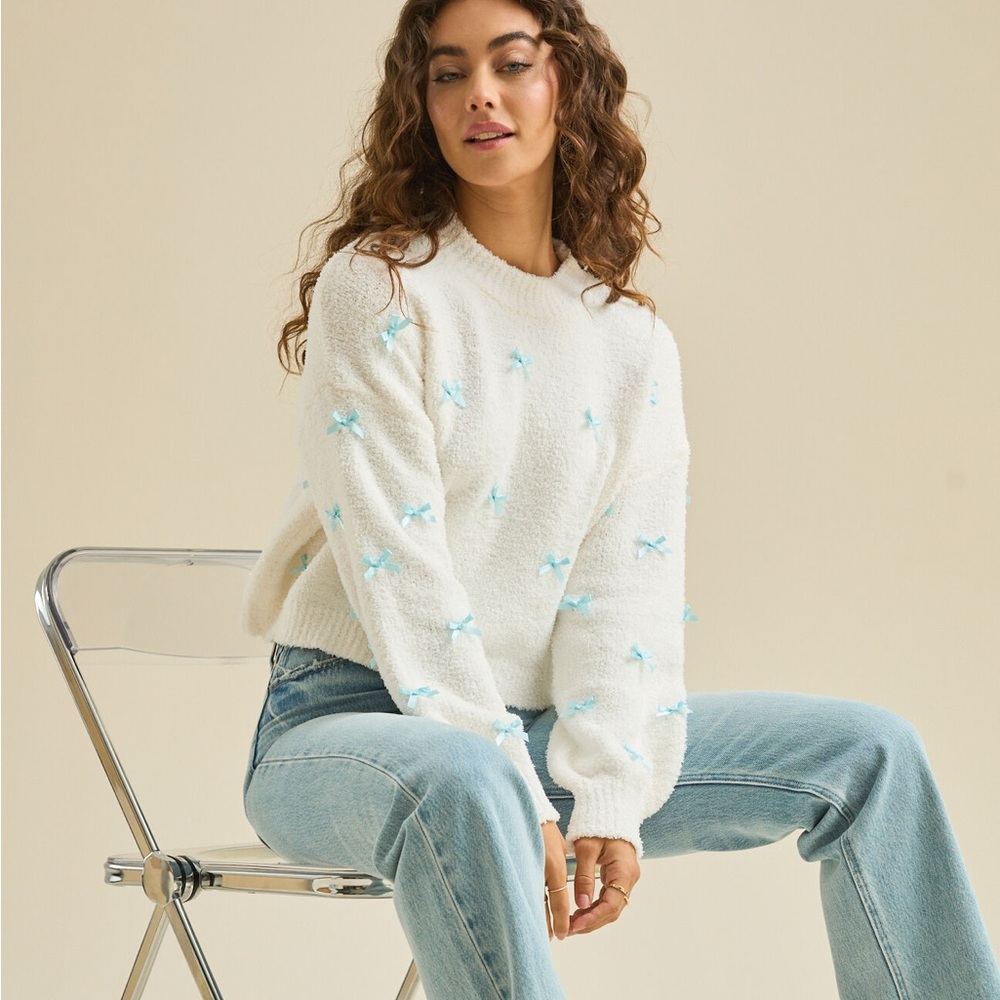 Altar'd State Tonya Teddy Bow Sweater in white - Picture 2 of 5